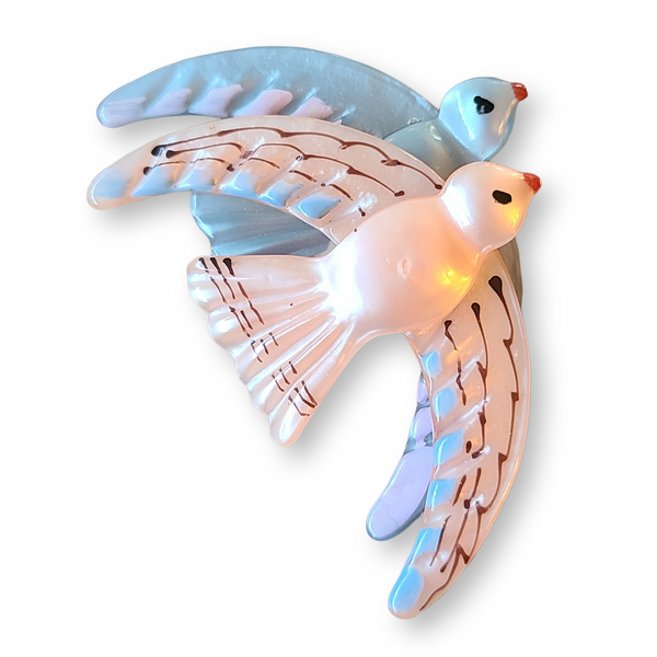 1940s Pink and Blue Lucite Flying Birds Pin