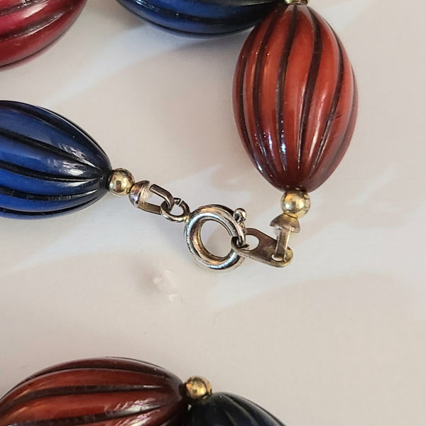 Jewel-Toned Ribbed Beaded Necklace