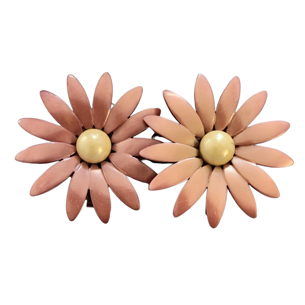 Vintage 1960s Moonglow Pink Daisy Two-Piece Belt Buckle