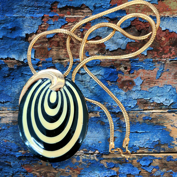 1970s Enameled Eisenberg Pendant Necklace in Black and White