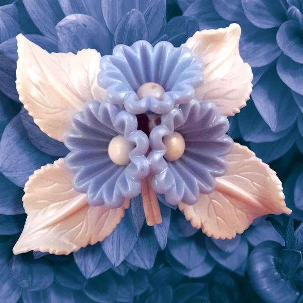 1940s Bluebell Plastic Flower Pin with Cream Colored Leaves
