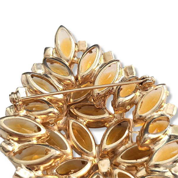Vintage Pale Yellow Rhinestone Floral Brooch with Glittery Rhinestone Accents