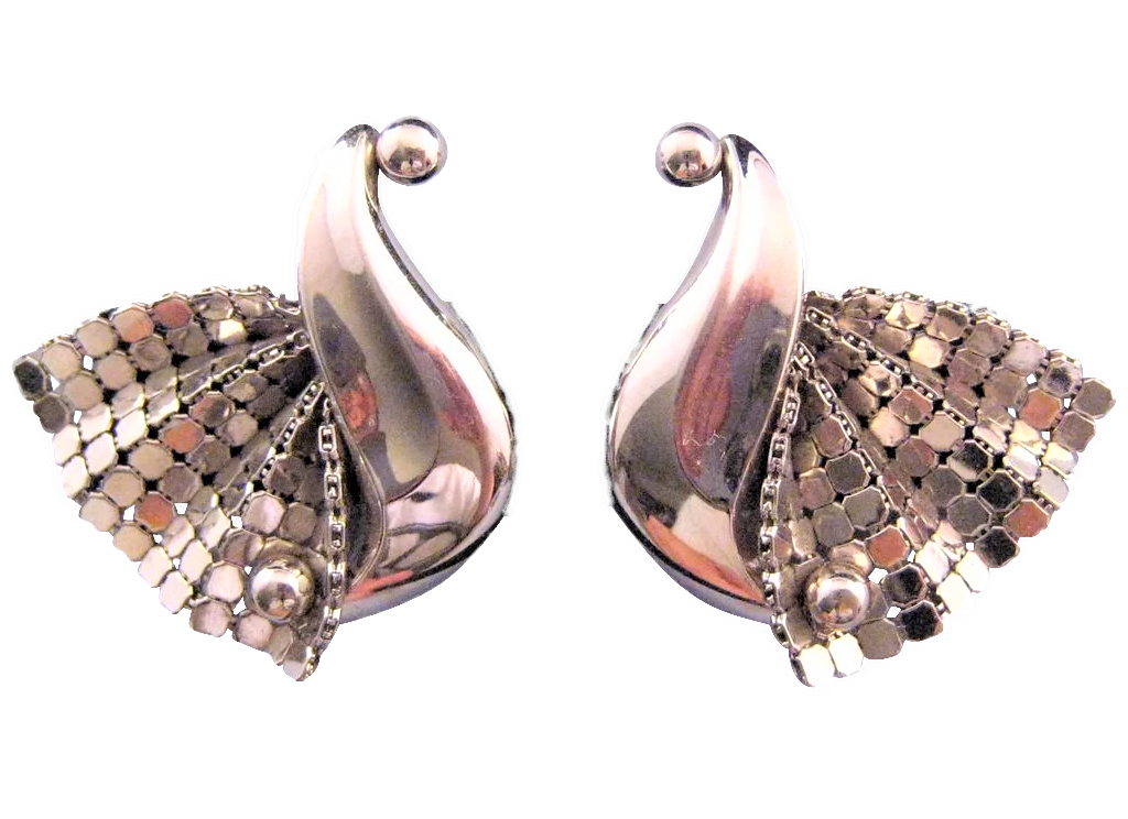 Stylized Swan Silvertone Mesh Earrings