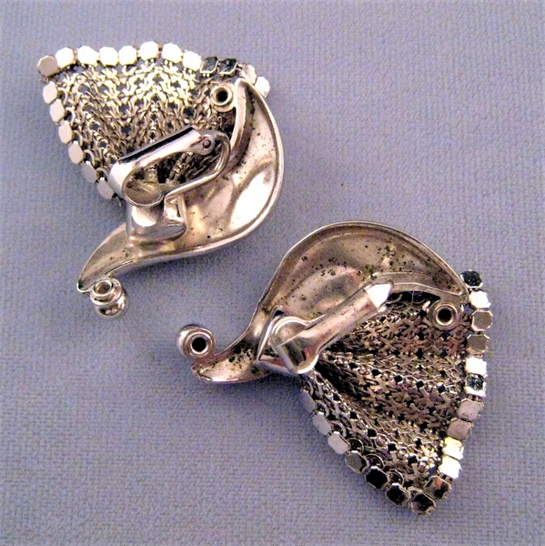 Stylized Swan Silvertone Mesh Earrings